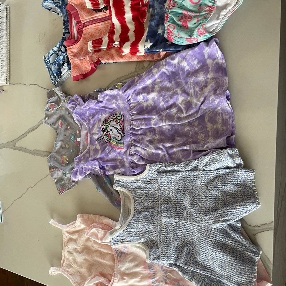 Toddler Girl Mostly Summer Wardrobe 3T and 2T - Mint Condition - 11 Nice Pieces - Picture 2 of 15